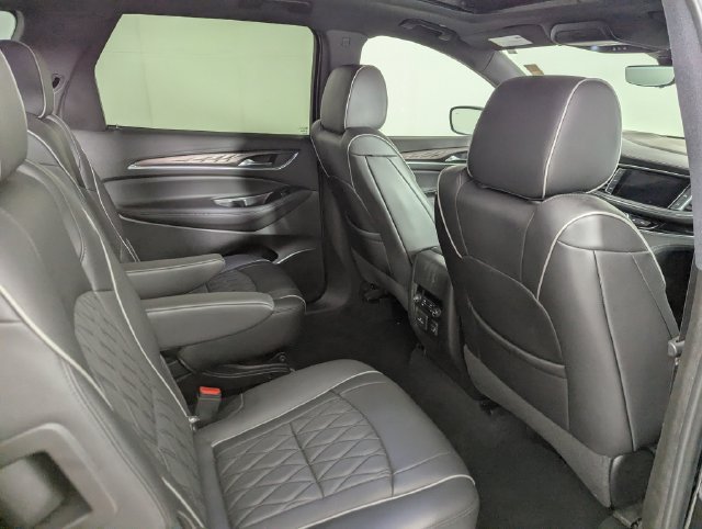 Used 2022 Buick Enclave Avenir w/ Trailering Package, 5000 lbs. AWD/4WD image 21