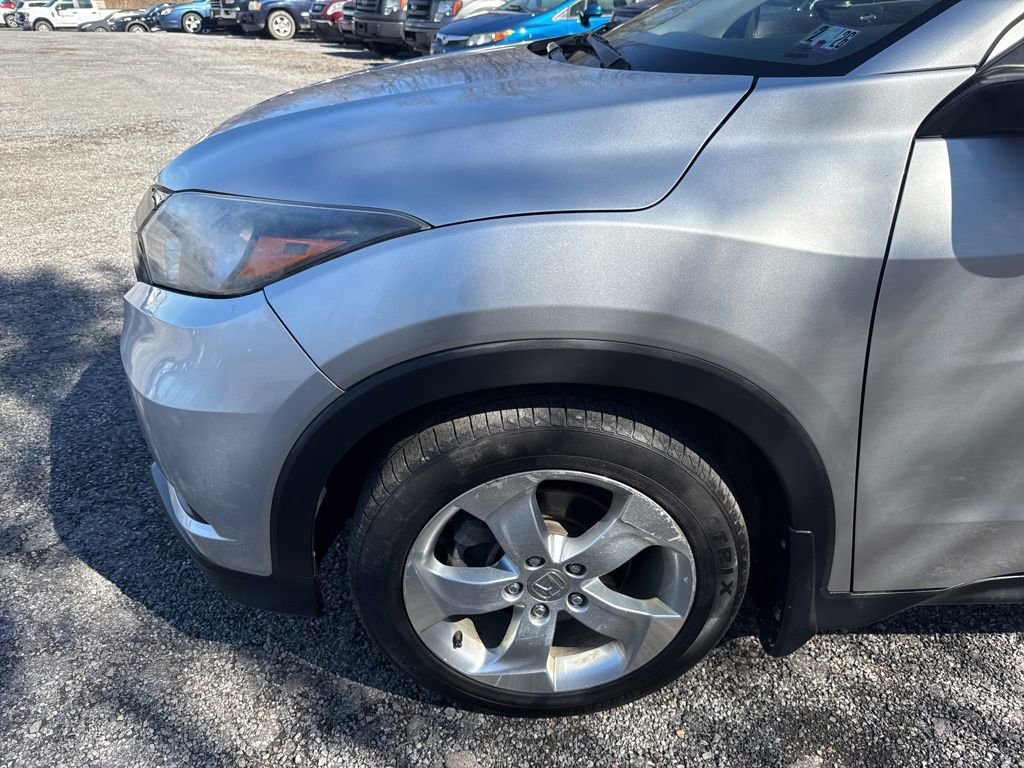 Used 2016 Honda HR-V LX image 4