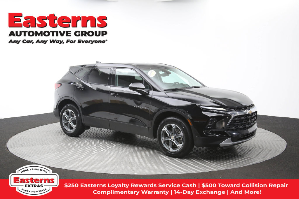 Used 2025 Chevrolet Blazer LT FWD image 51