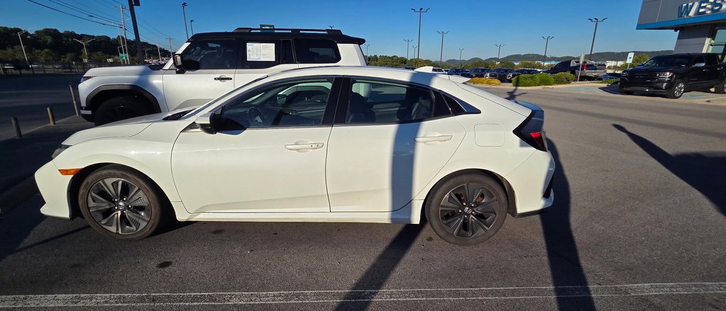 Used 2017 Honda Civic EX-L image 3