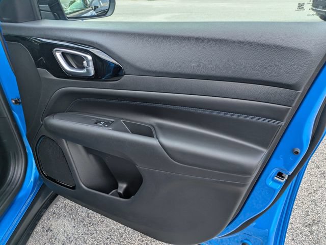 New 2026 Jeep Compass Latitude AWD/4WD image 31