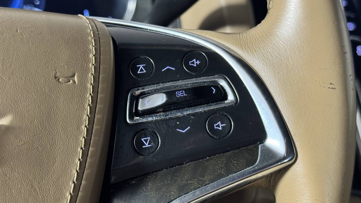 Used 2019 Cadillac Escalade Platinum AWD/4WD image 20