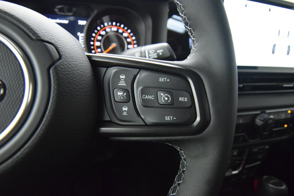 New 2026 Jeep Gladiator Sport AWD/4WD image 23