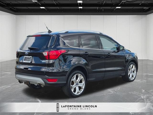 Used 2019 Ford Escape Titanium w/ U9j03 - Titanium Tow Package AWD/4WD image 5