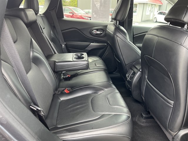 Used 2020 Jeep Cherokee Limited AWD/4WD image 35