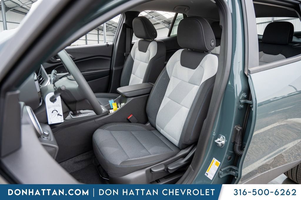 New 2026 Chevrolet Trax LS w/ LS Convenience Package image 4
