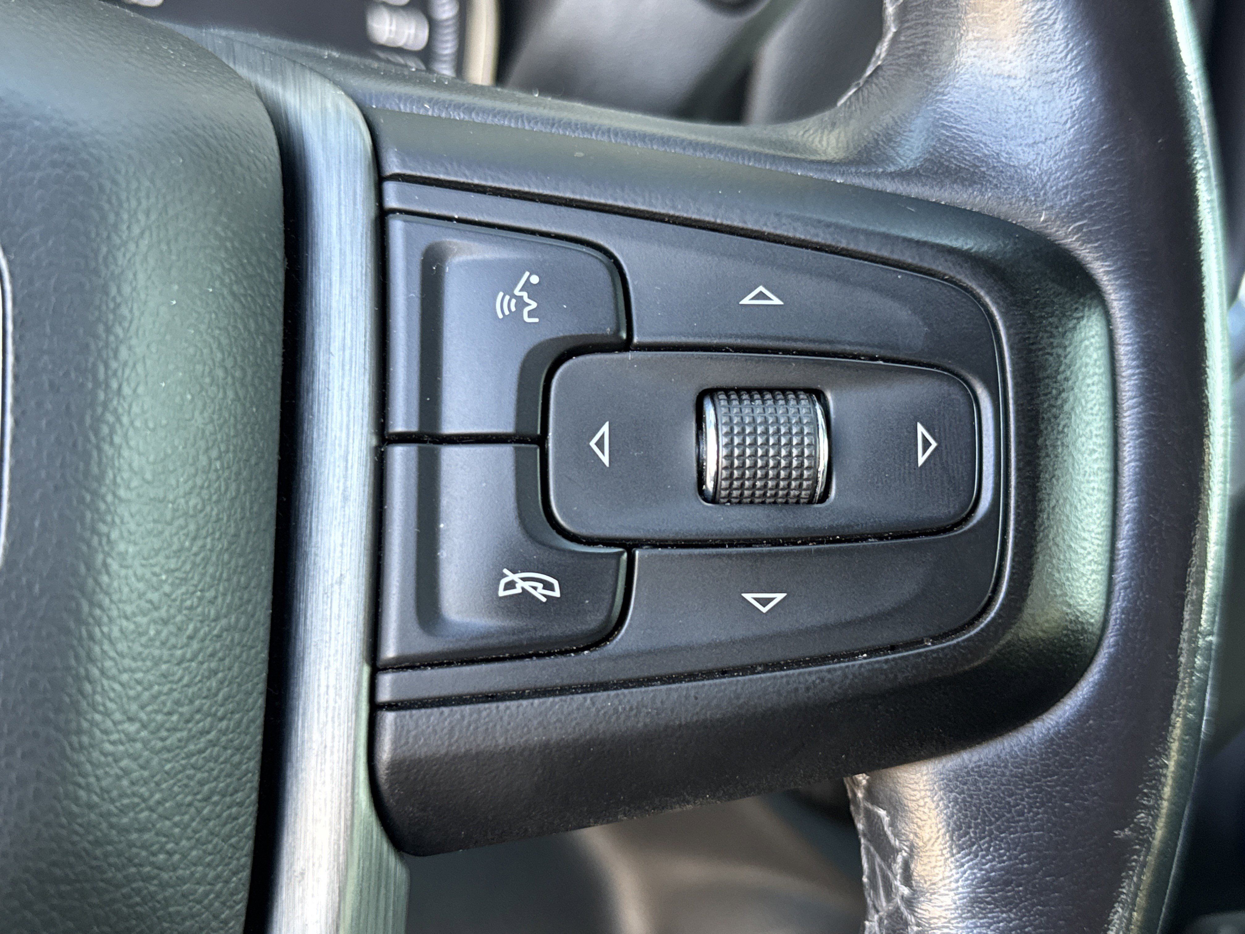 Used 2022 GMC Sierra 3500 Denali image 21