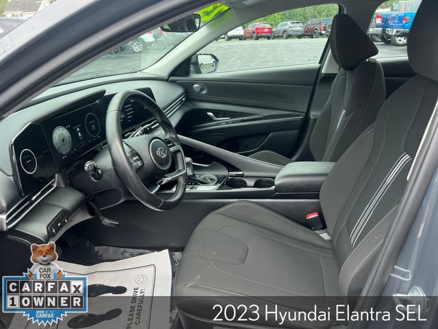 Used 2023 Hyundai Elantra SEL w/ Convenience Package FWD image 11