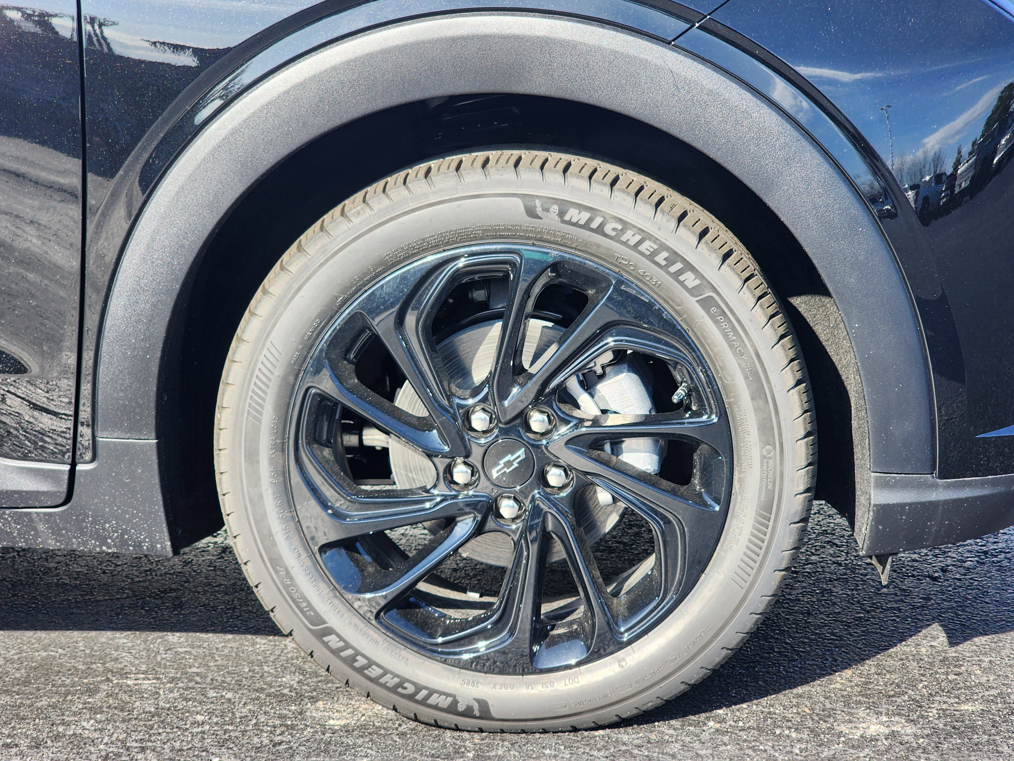 New 2027 Chevrolet Bolt RS w/ Technology Package image 6