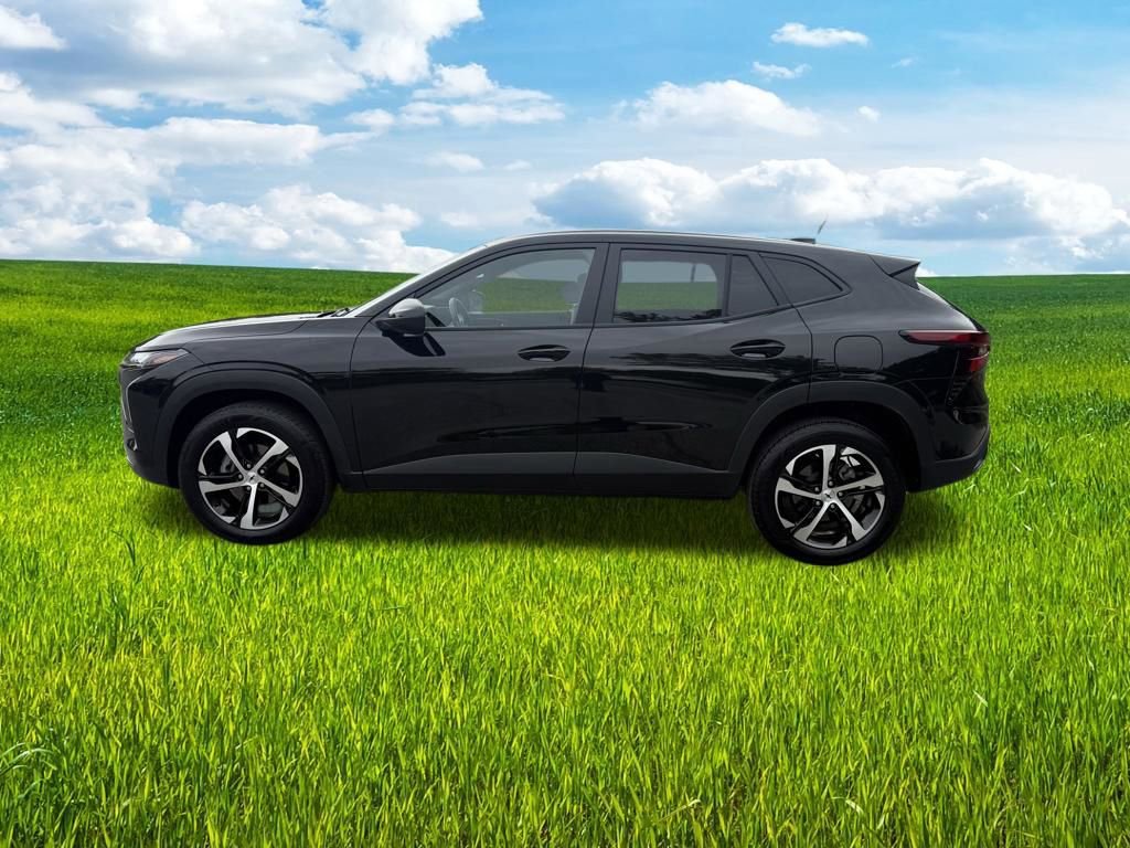 Used 2024 Chevrolet Trax RS w/ Driver Confidence Package FWD image 8
