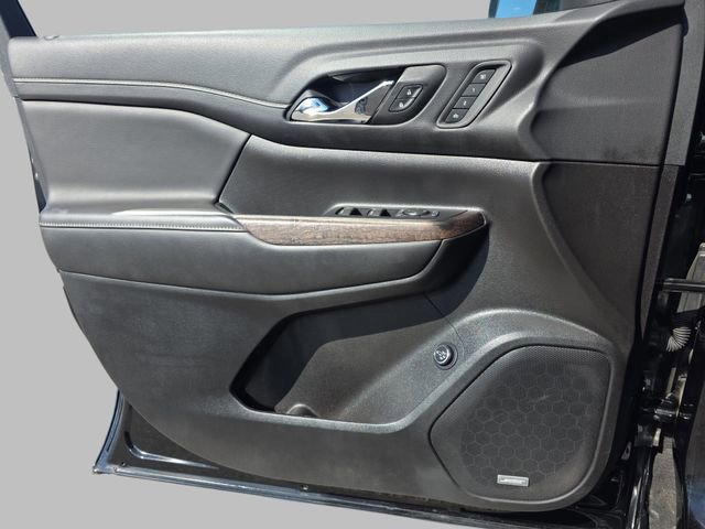 Used 2023 GMC Acadia Denali w/ Trailering Package image 30