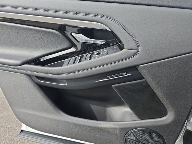 Used 2020 Land Rover Range Rover Evoque SE image 24