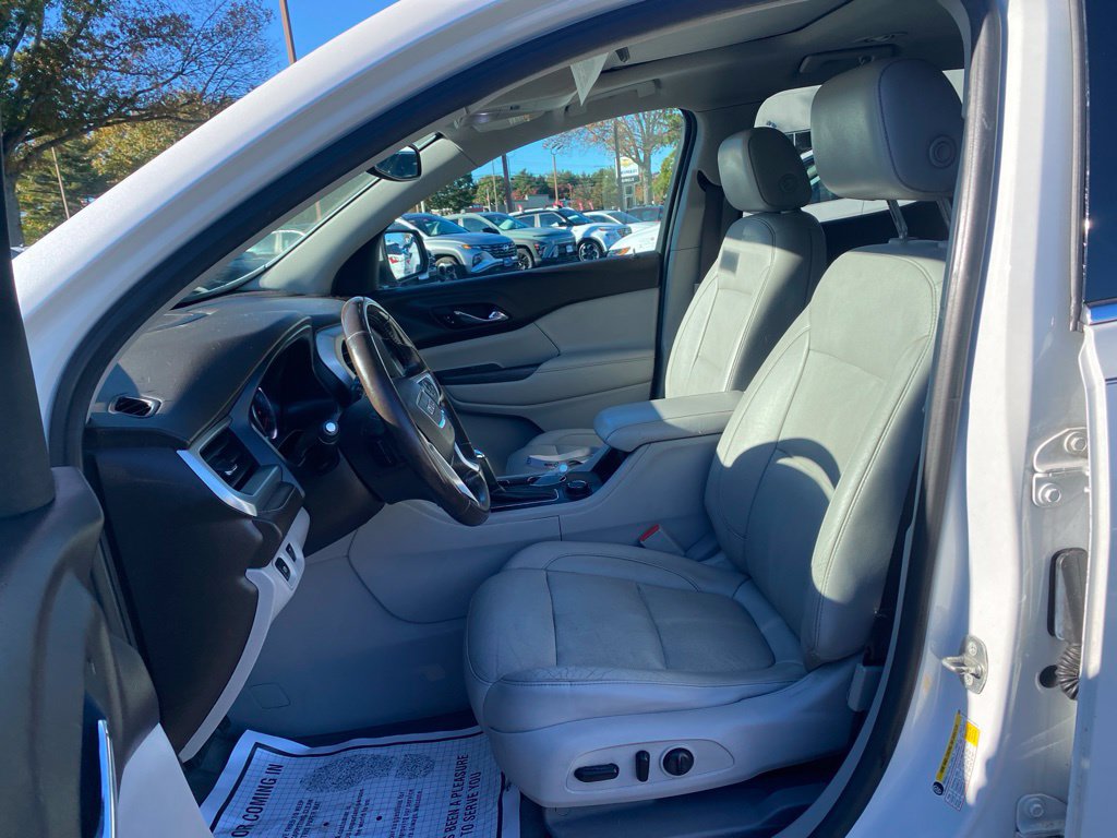 Used 2018 GMC Acadia SLT w/ LPO, Black Accent Package AWD/4WD image 13