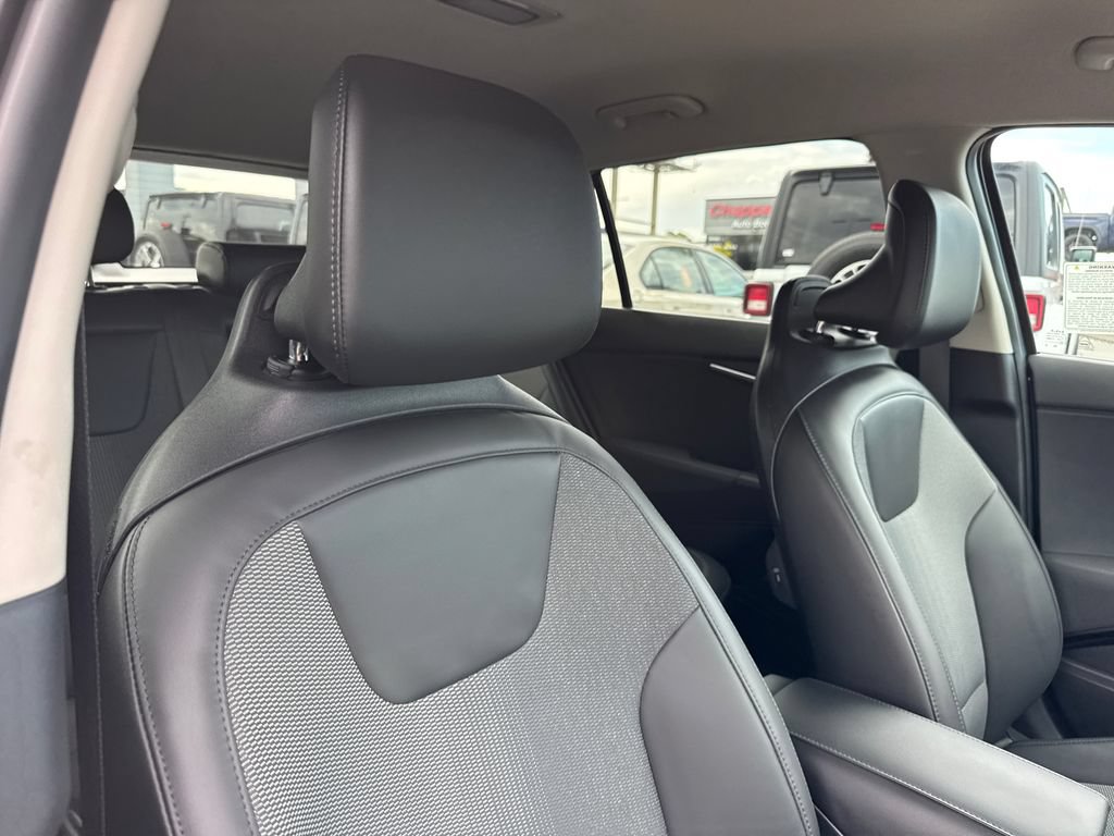 Used 2024 Kia Niro Wind FWD image 15