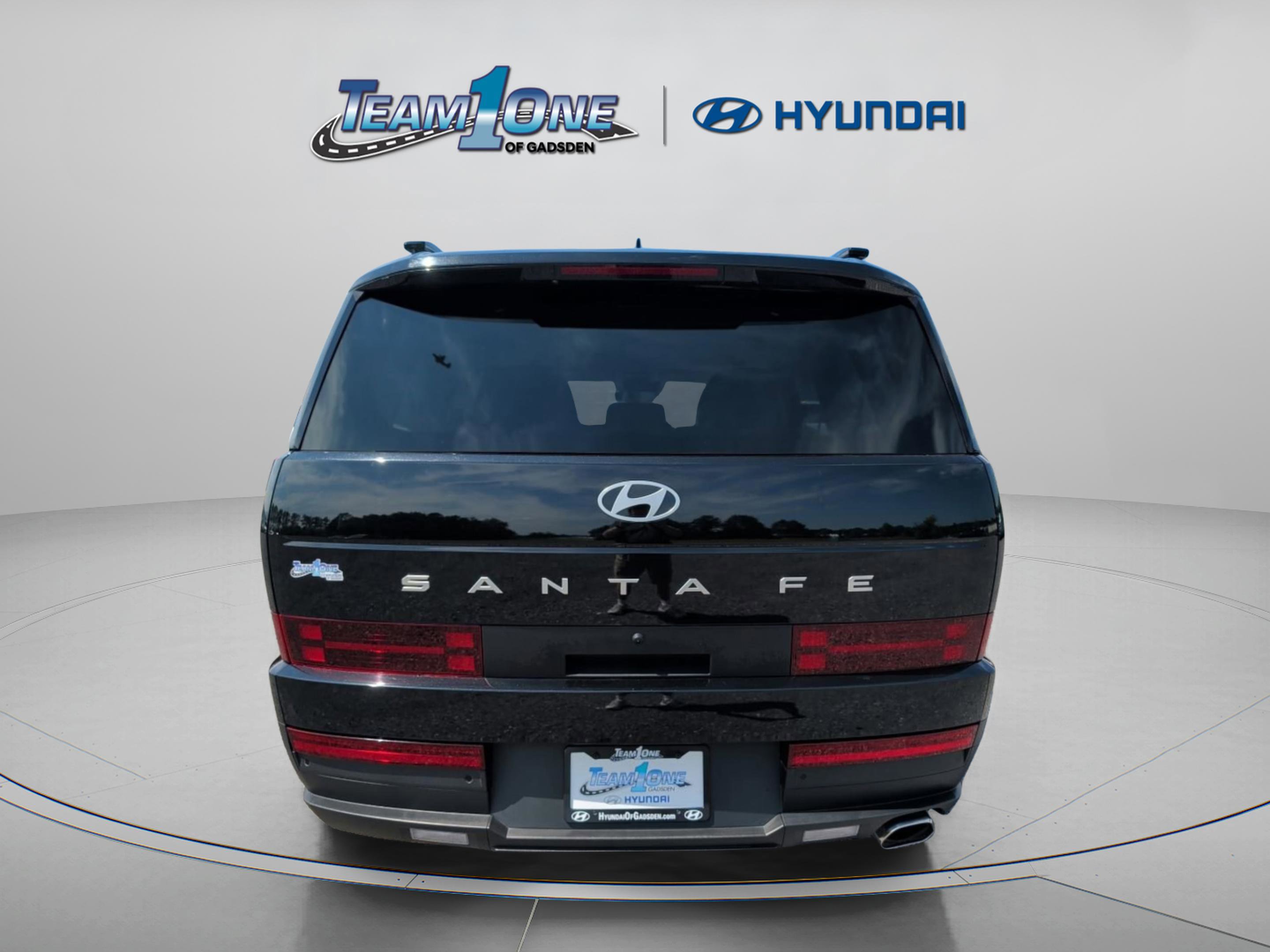Used 2024 Hyundai Santa Fe SEL FWD image 7