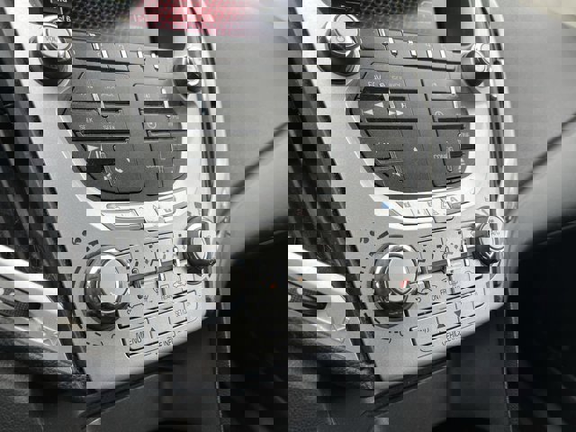 Used 2014 GMC Terrain SLE image 11