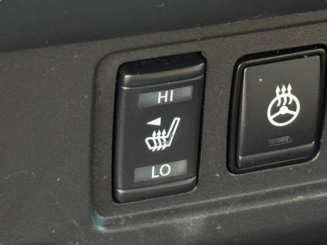 Certified 2022 Nissan Frontier SV AWD/4WD image 25