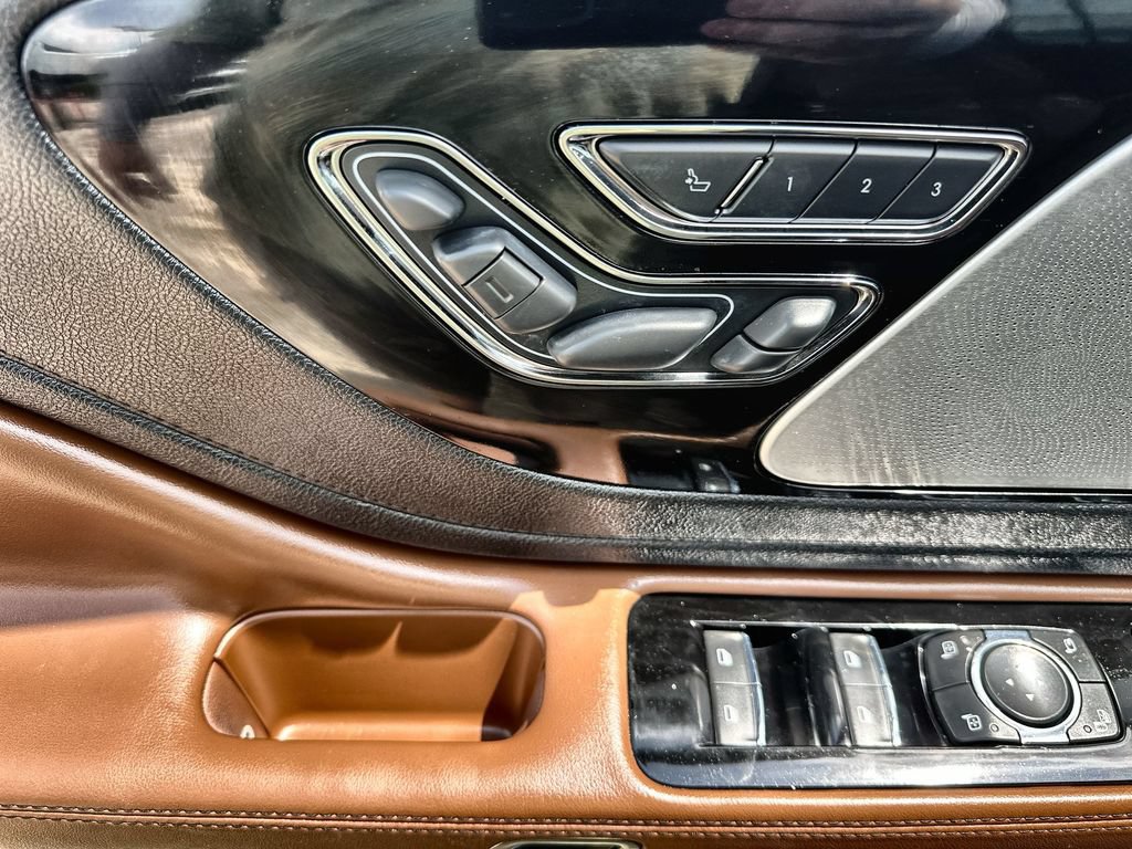 Used 2020 Lincoln Aviator Reserve w/ Equipment Group 201A AWD/4WD image 22