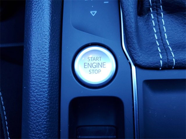 Certified 2023 Volkswagen Atlas SE image 30