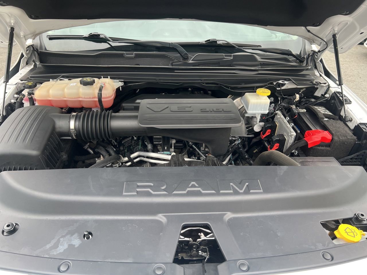 Used 2021 RAM 1500 Laramie image 12