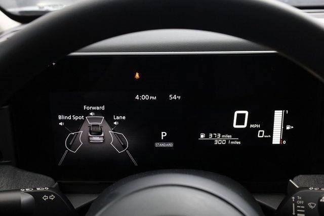 Certified 2025 Nissan Kicks SV image 16