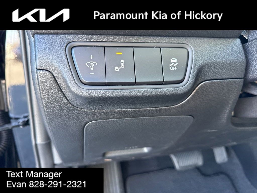 Used 2024 Kia Forte LXS w/ LXS Technology Package image 16