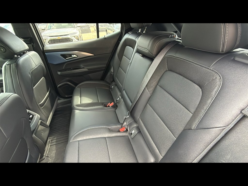New 2025 Chevrolet Equinox EV LT FWD image 22