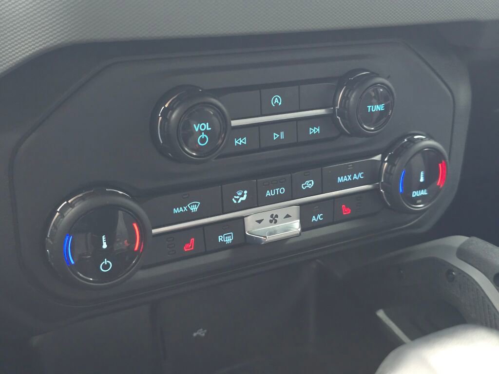 Used 2022 Ford Bronco Big Bend image 29