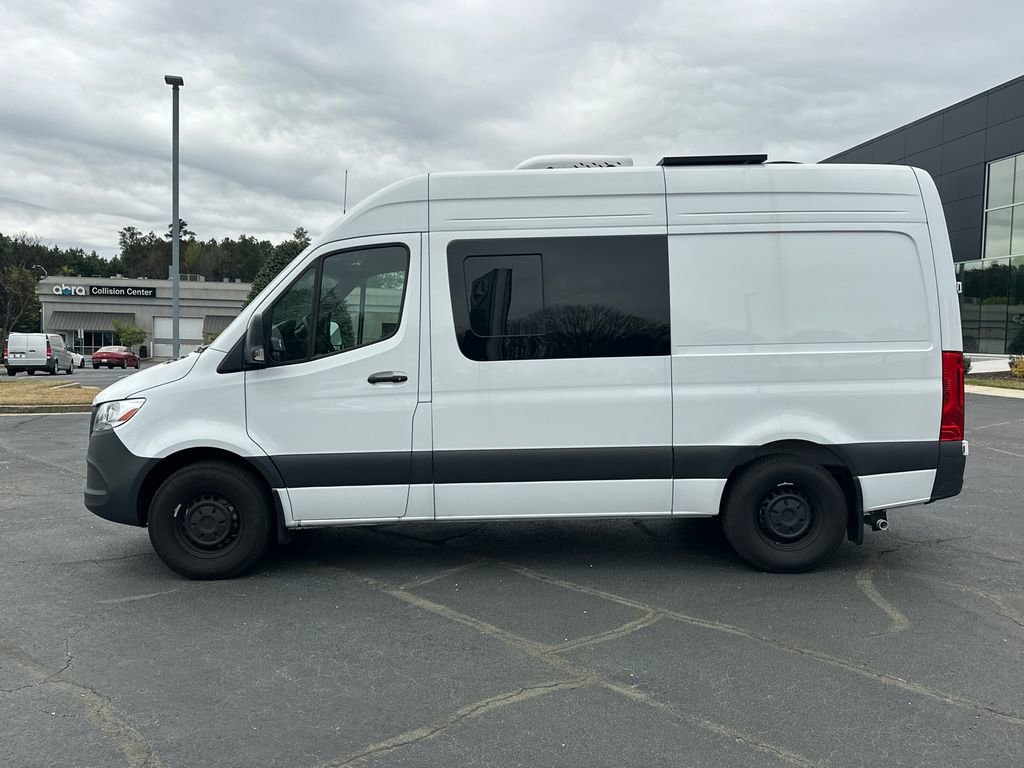 Used 2025 Mercedes-Benz Sprinter 2500 image 4