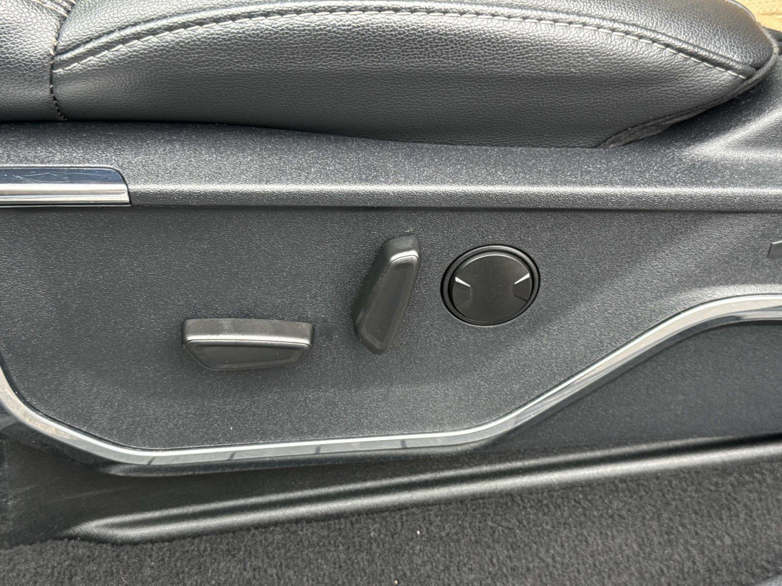 Used 2023 Ford F250 Lariat w/ Lariat Ultimate Package image 16