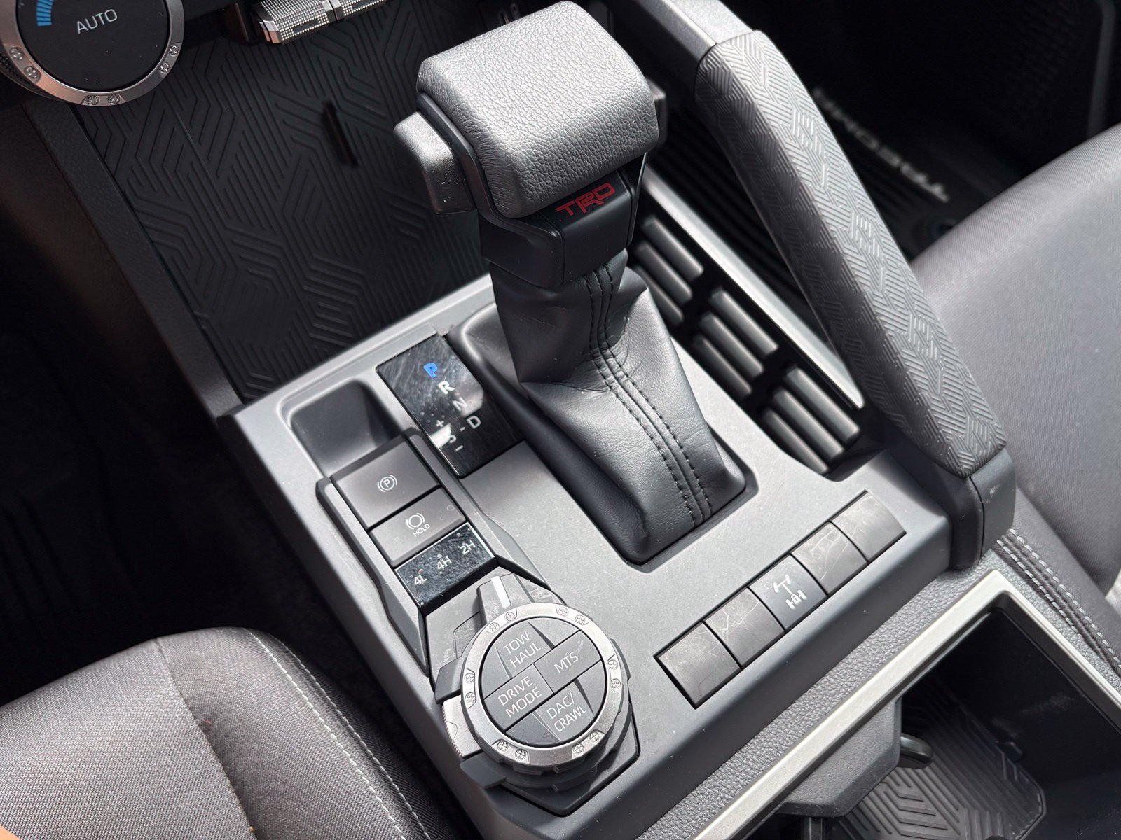Used 2025 Toyota Tacoma TRD Off-Road AWD/4WD image 19