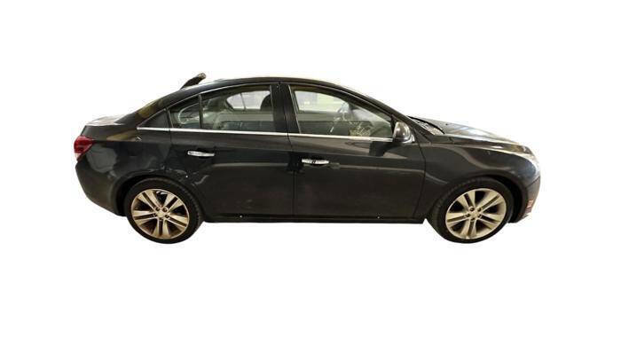 Used 2013 Chevrolet Cruze LTZ FWD image 7