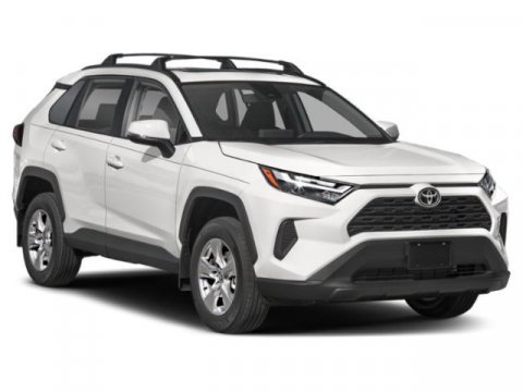 Used 2022 Toyota RAV4 XLE w/ Convenience Package FWD image 6