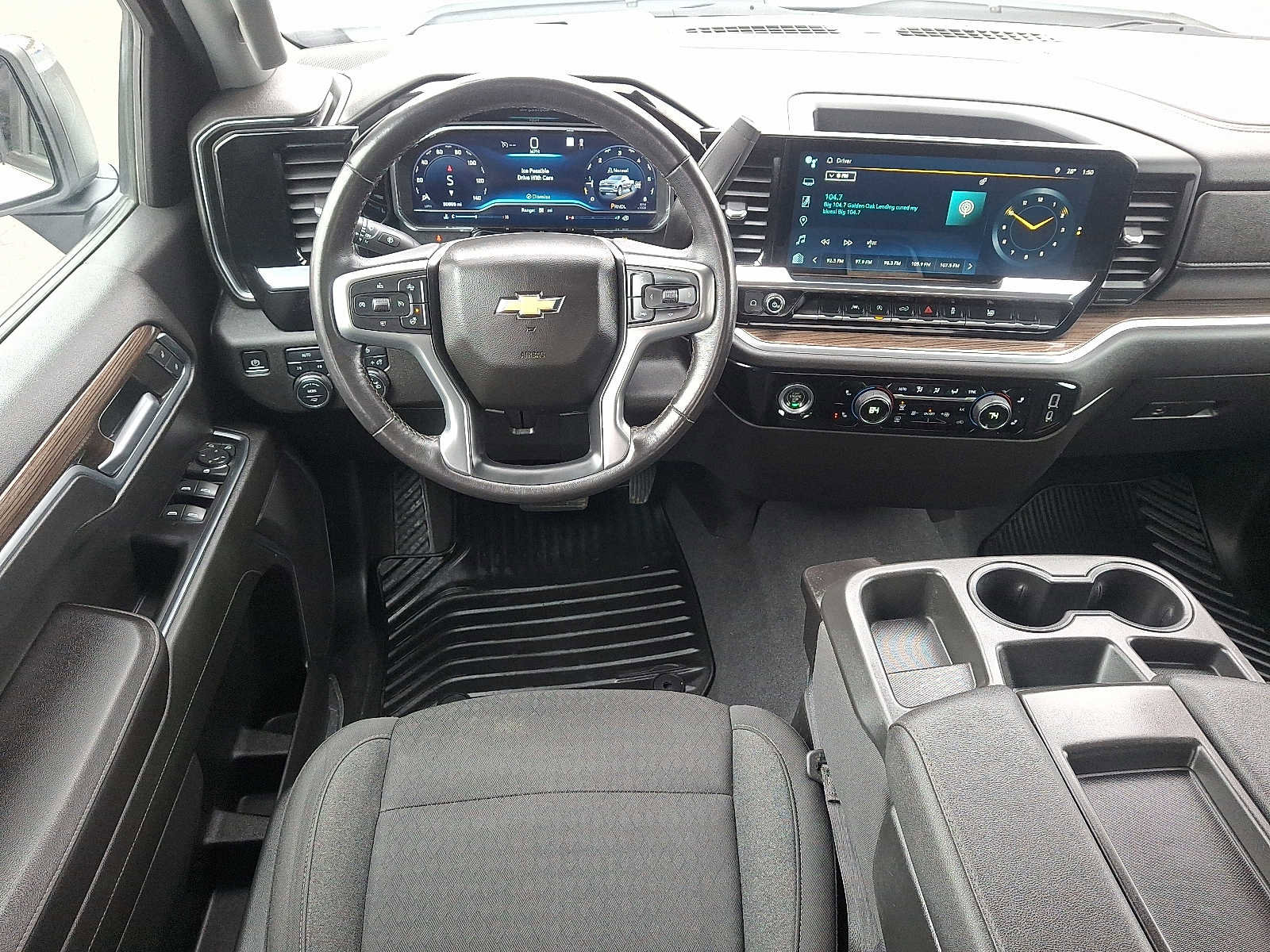 Used 2022 Chevrolet Silverado 1500 LT image 11