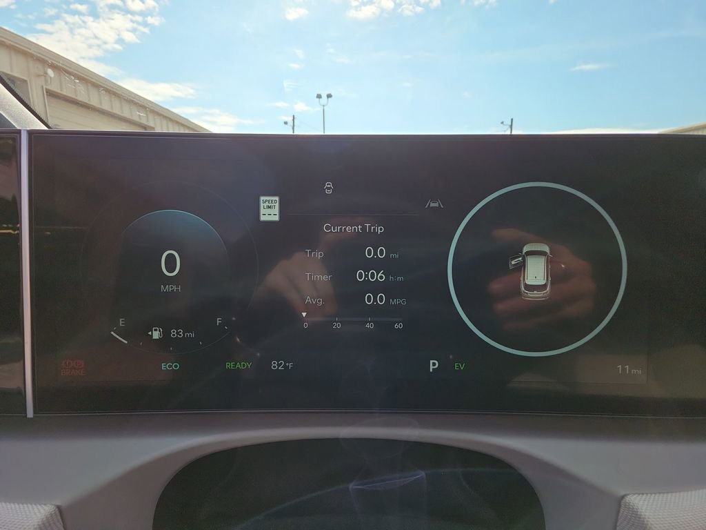 New 2025 Hyundai Tucson Limited image 26