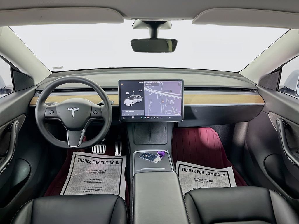 Used 2021 Tesla Model Y Long Range image 11