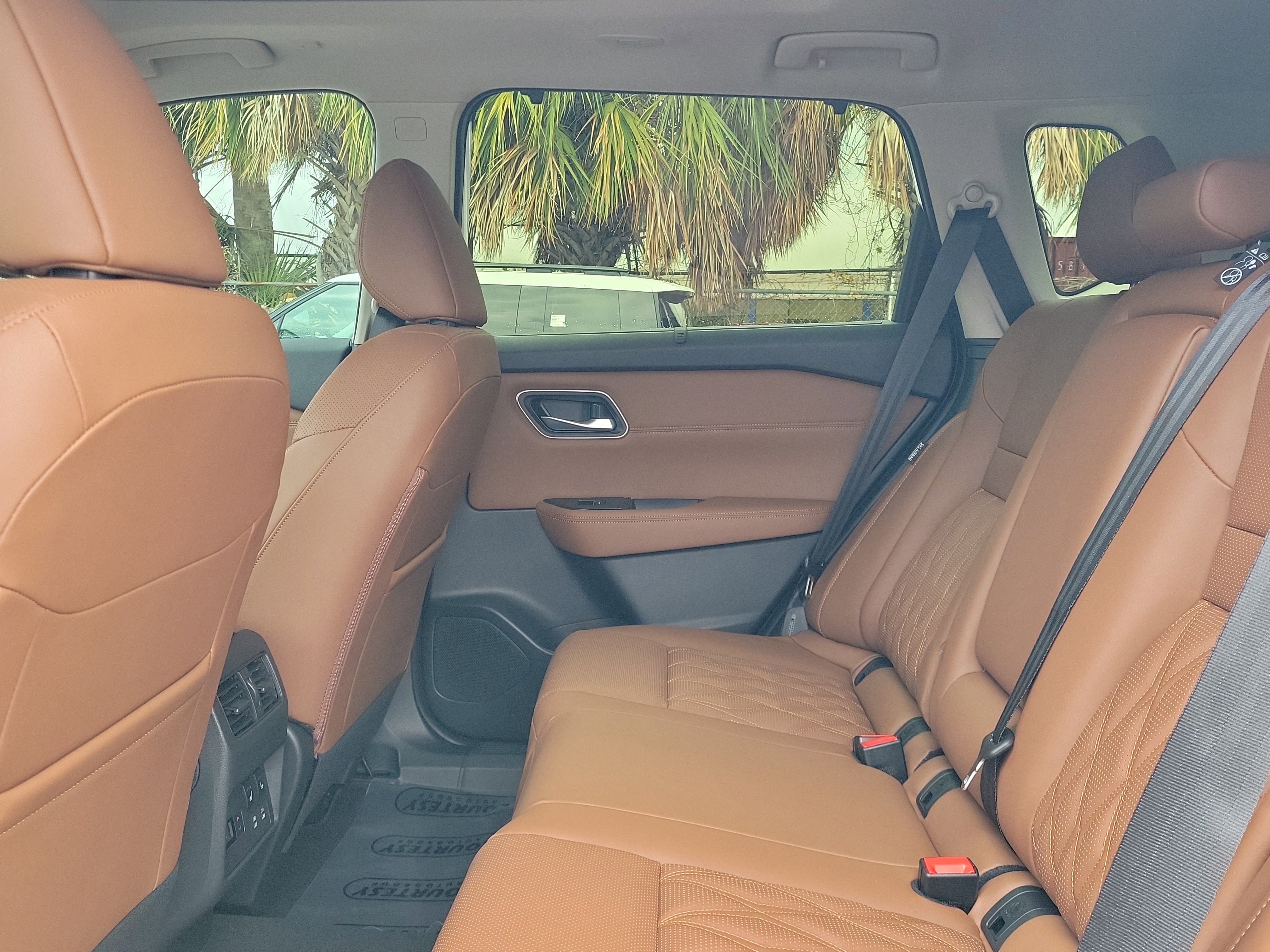 New 2026 Nissan Rogue Platinum image 12