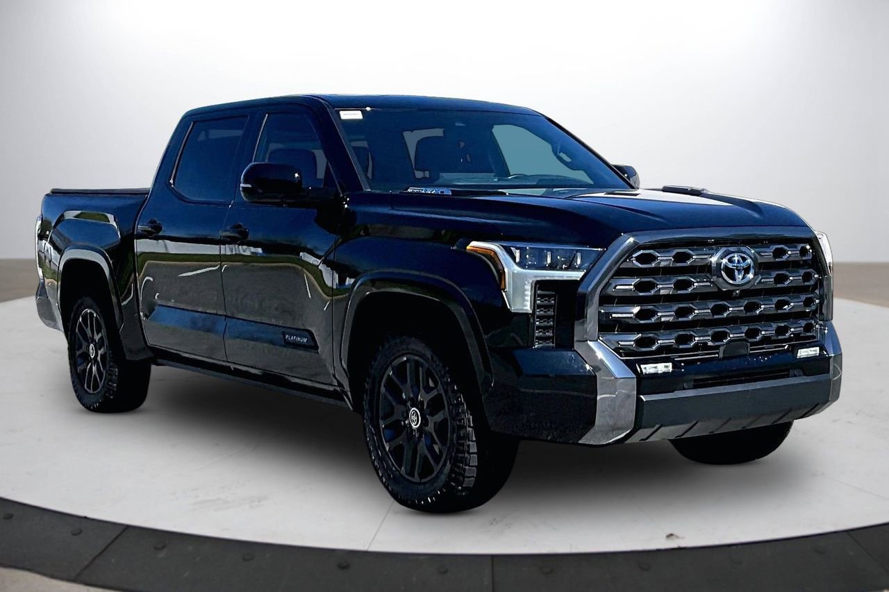 Used 2024 Toyota Tundra Platinum image 2