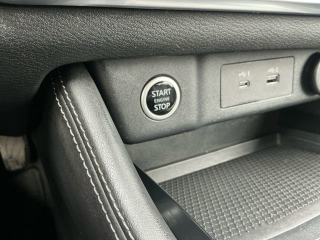 Used 2023 Nissan Rogue SL w/ SL Premium Package image 22