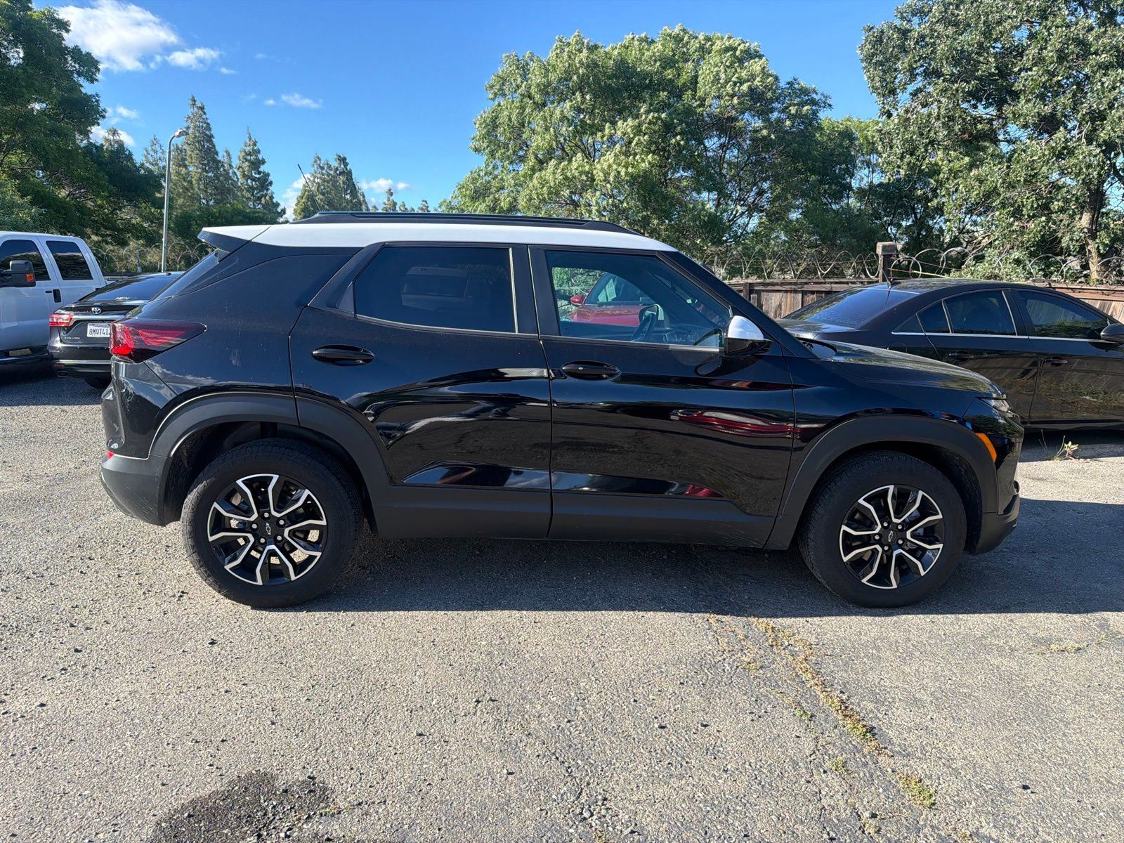 Used 2025 Chevrolet TrailBlazer ACTIV w/ Convenience Package image 6