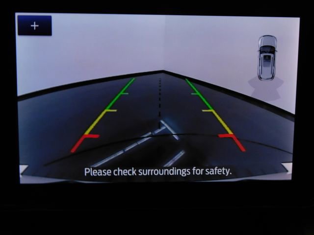 Used 2022 Ford Explorer XLT image 40