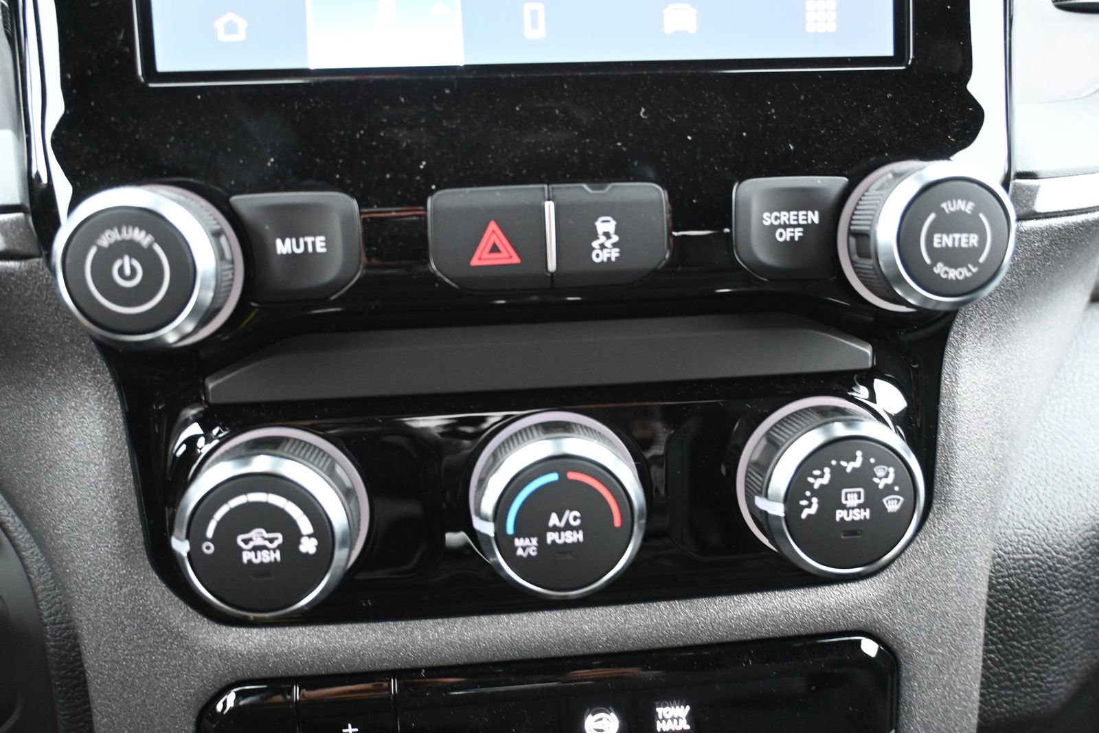 New 2026 RAM 2500 Tradesman w/ Chrome Appearance Group image 17