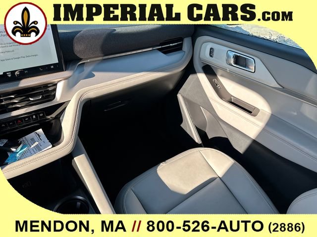 New 2026 Ford Explorer Active w/ Active Comfort Package image 19