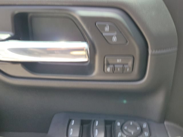 Used 2020 Chevrolet Silverado 1500 High Country w/ Technology Package RWD image 18