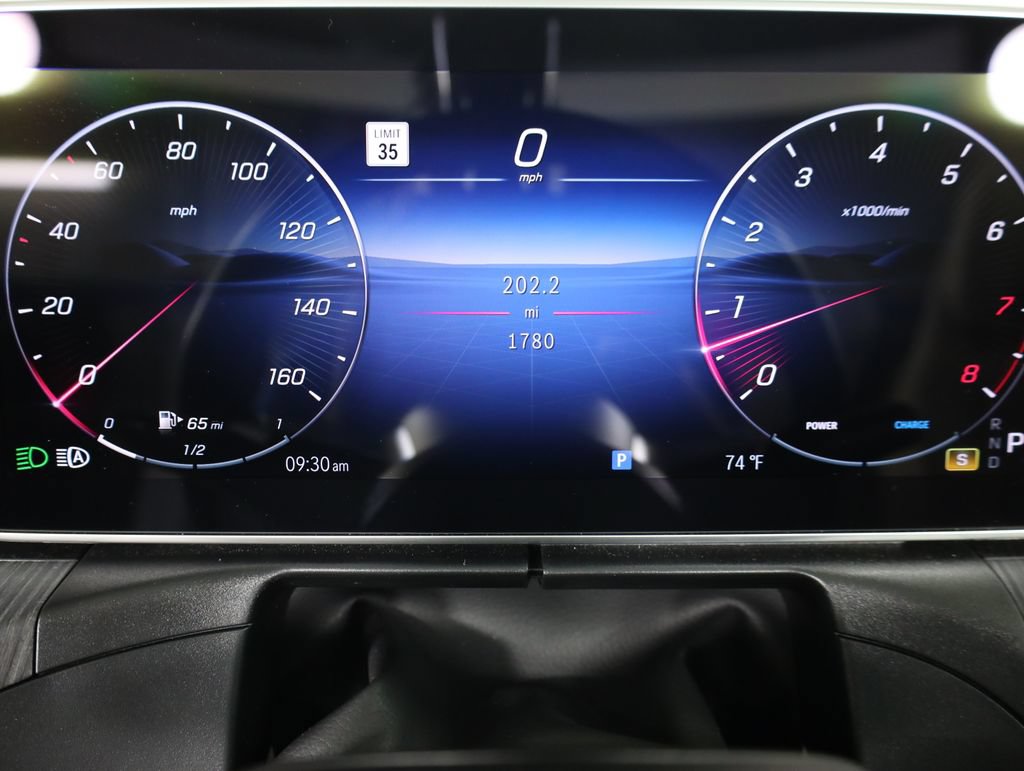 Used 2025 Mercedes-Benz CLE 450 4MATIC Cabriolet image 14