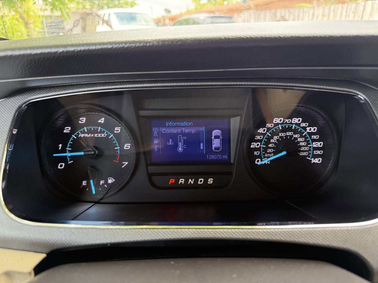 Used 2013 Ford Taurus SE image 42