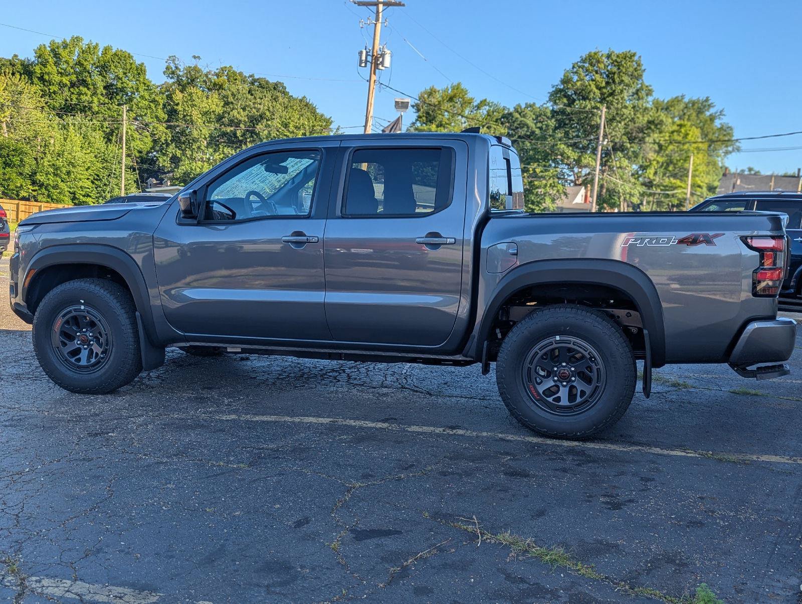 New 2026 Nissan Frontier PRO-4X w/ Tow Package AWD/4WD image 5