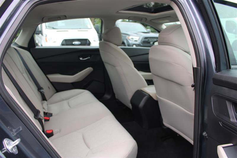 Used 2023 Honda Accord EX image 14