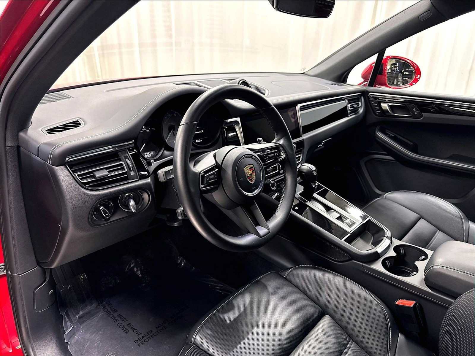 Used 2026 Porsche Macan S AWD/4WD image 7