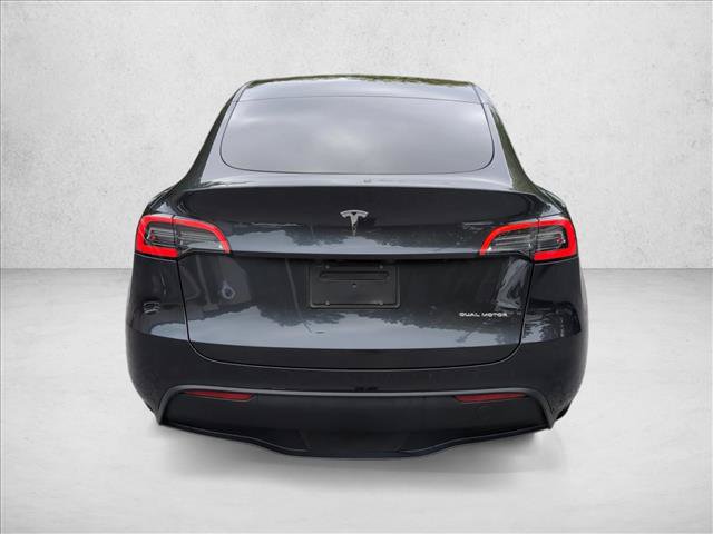 Used 2024 Tesla Model Y Long Range AWD/4WD image 6